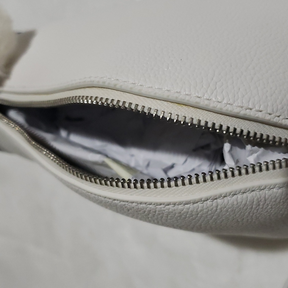 Kate Spade New York Artic Friends Polar‎ Bear. NWT. WHITE. - Picture 8 of 10